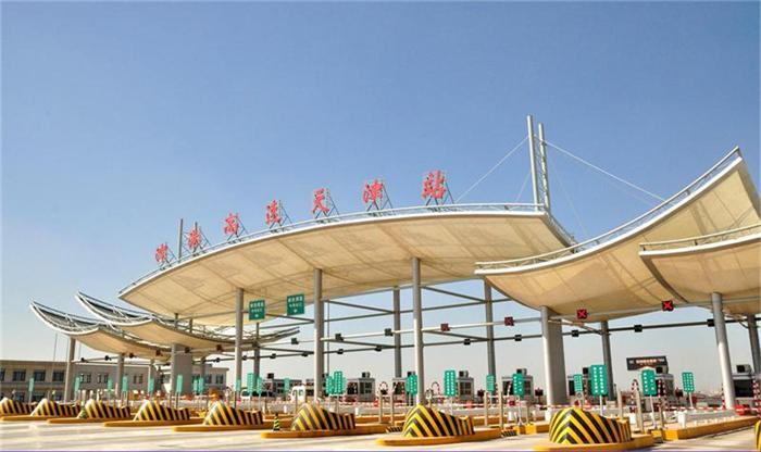 公共場(chǎng)所膜結(jié)構(gòu)